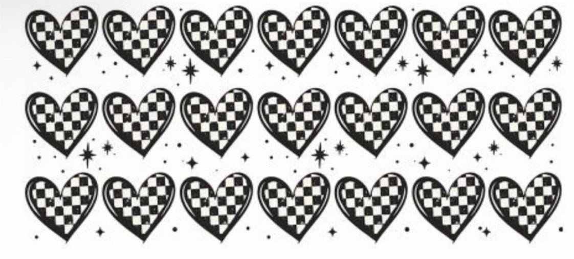 Checkered hearts